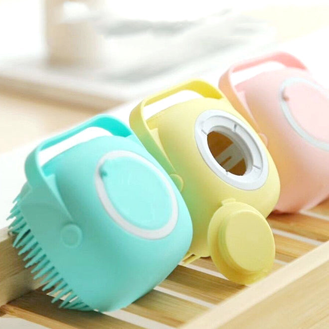 Pet Shampoo Brush